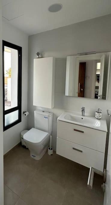 Vila Casa Amy-Costa Teguise Exteriér fotografie