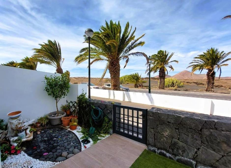 Vila Casa Amy-Costa Teguise Exteriér fotografie